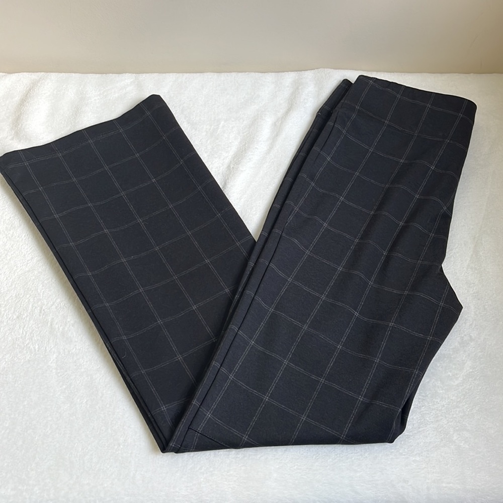 Max Studio Women’s Pants Size Medium